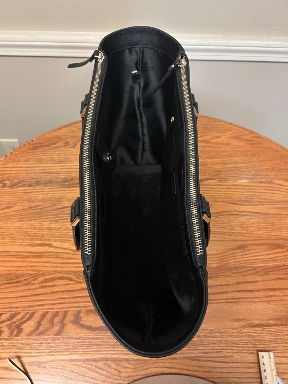 Kate Spade Tote - Picture 4 of 5